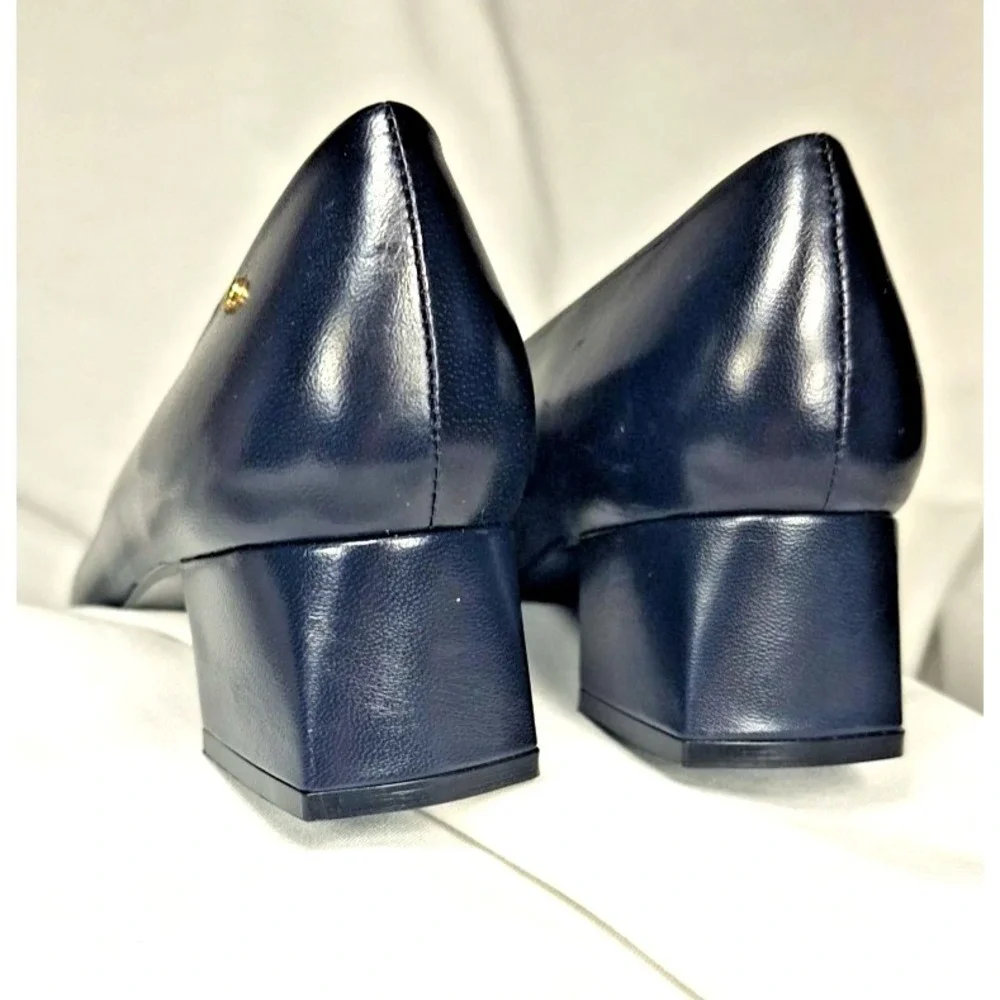 NOS Etienne Aigner 8.5 N Navy Blue Leather Sarah Pumps Block Heel Shoes Logo NEW